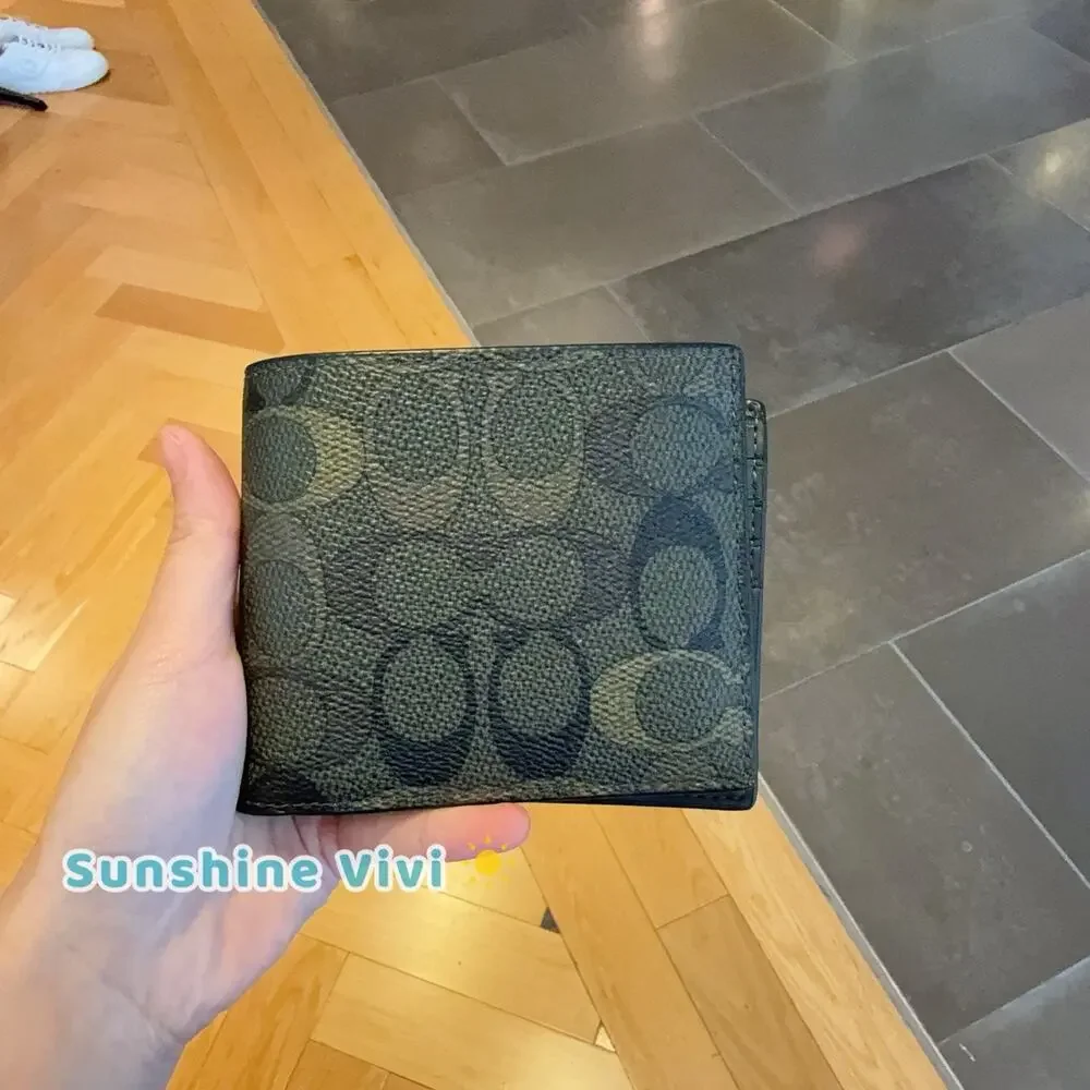 NWT Coach 3-In-1 Wallet Signature Camo Print Green Signature coated canvas CEU73
